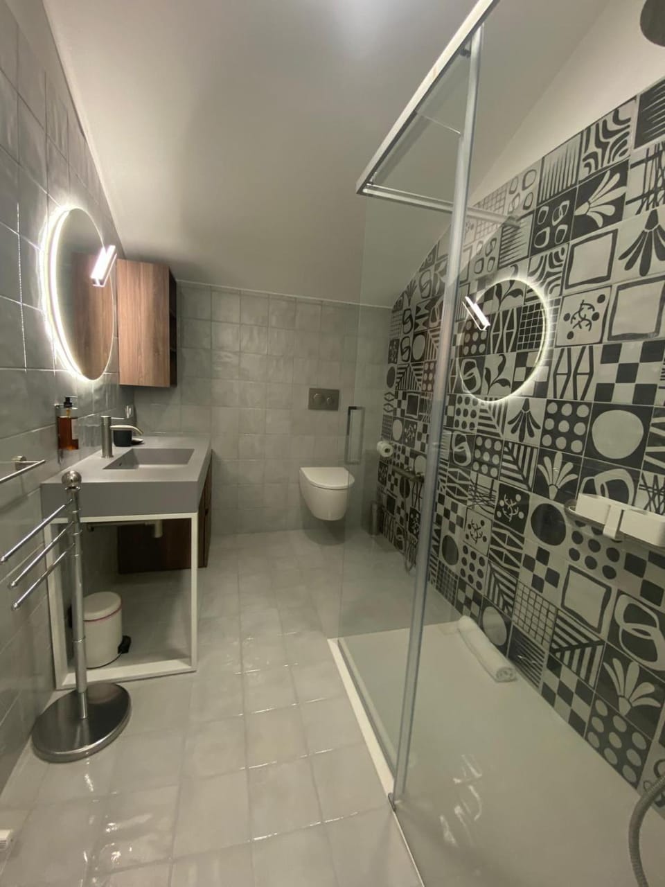 HOMEY I Palazzo Venezian Apartment in Trieste