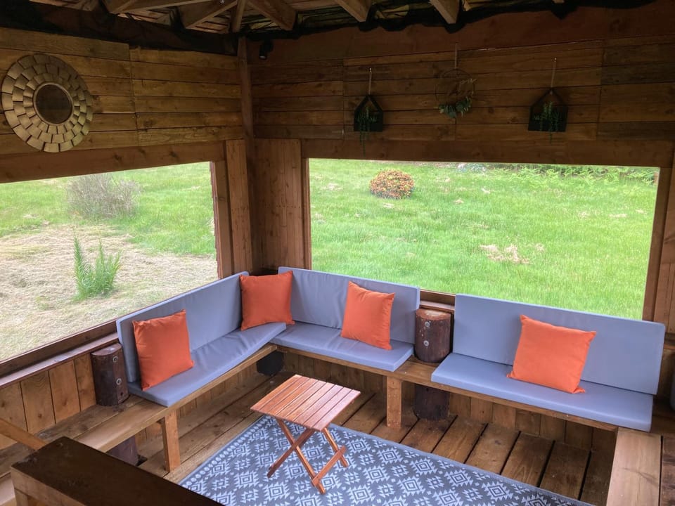 Garden, Seating area