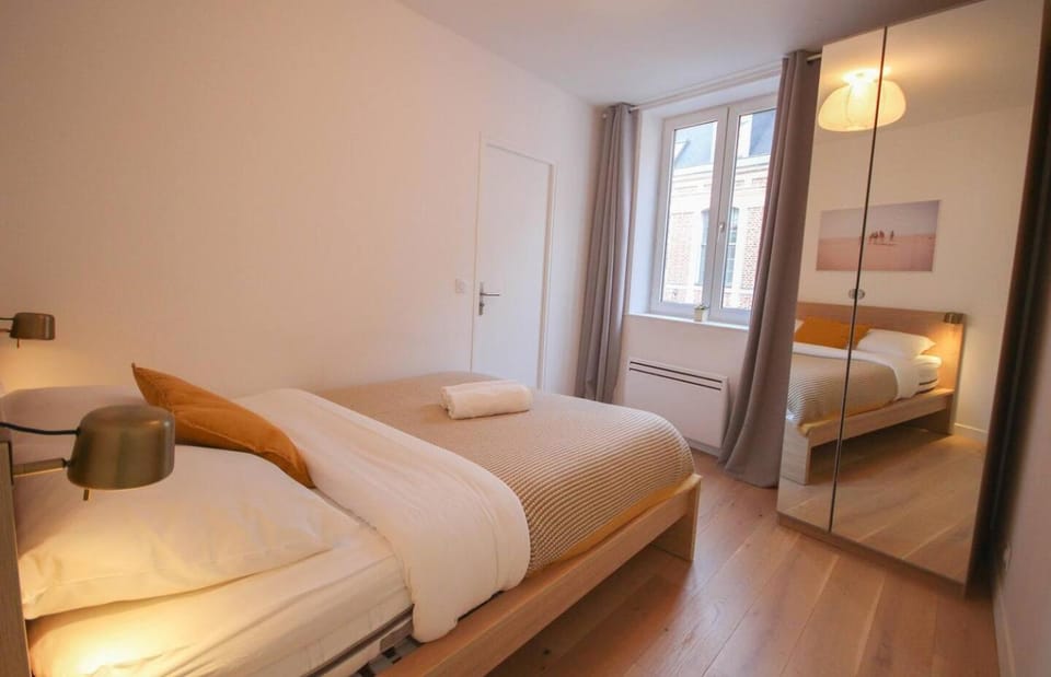 Equipped apartment premium location Apartment in Lille