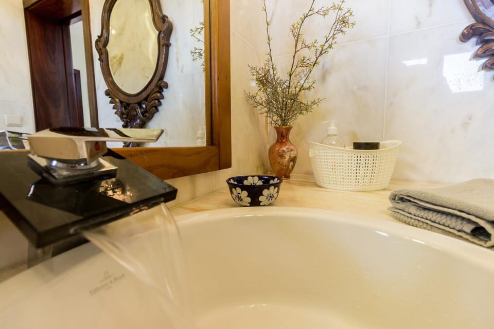 Guest H4U Villa Garden & Pool House in Porto District