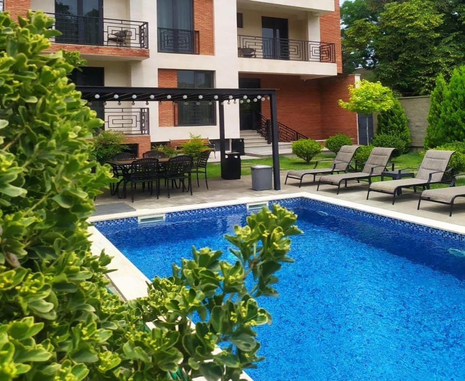 Pool view, Swimming pool
