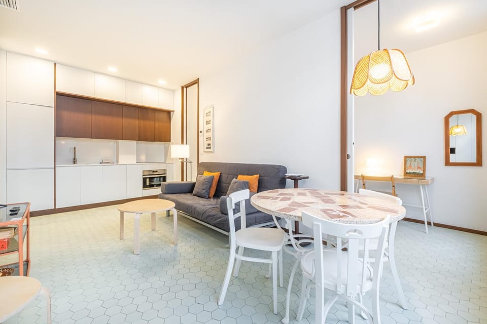 Living room, Dining area, kitchen