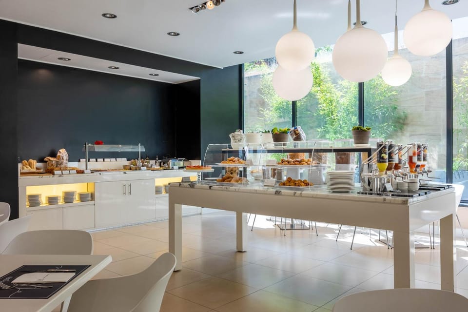 Breakfast, Buffet breakfast