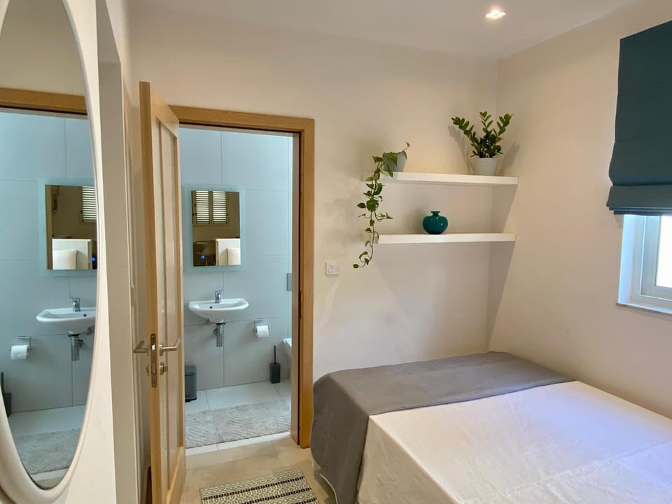 Bathroom, Bedroom
