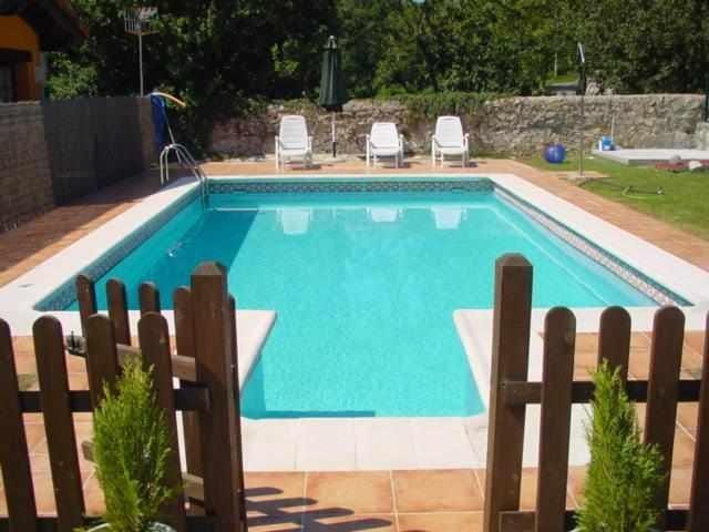 PDRA004R Mirando al Cuera VERDE Apto con piscina Apartment in Cantabria