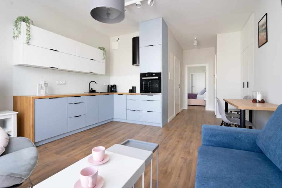 Kitchen or kitchenette, Living room