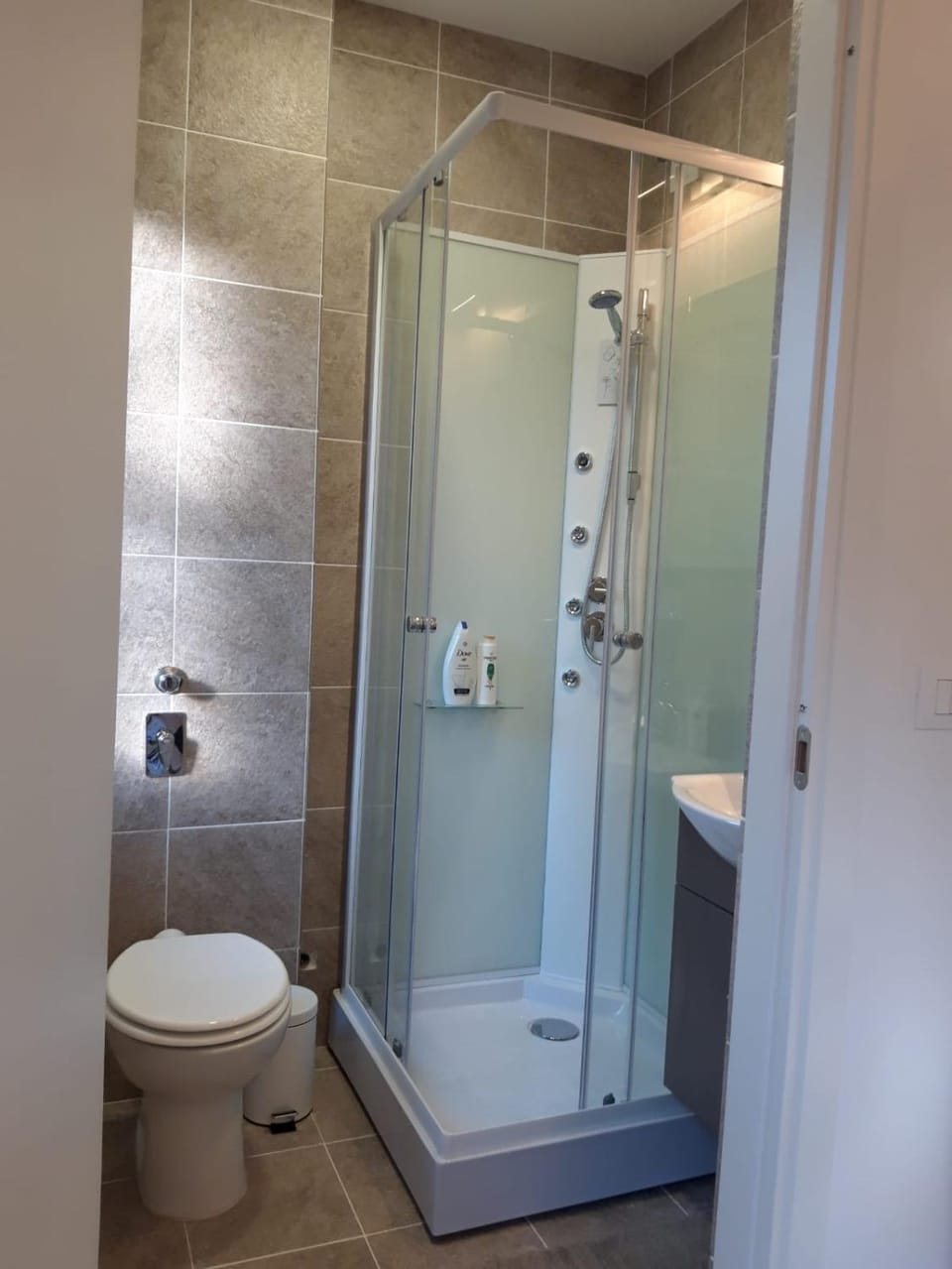 Bed&breakfast BBqueen Sandonato Policlinico Bed and Breakfast in San Donato Milanese