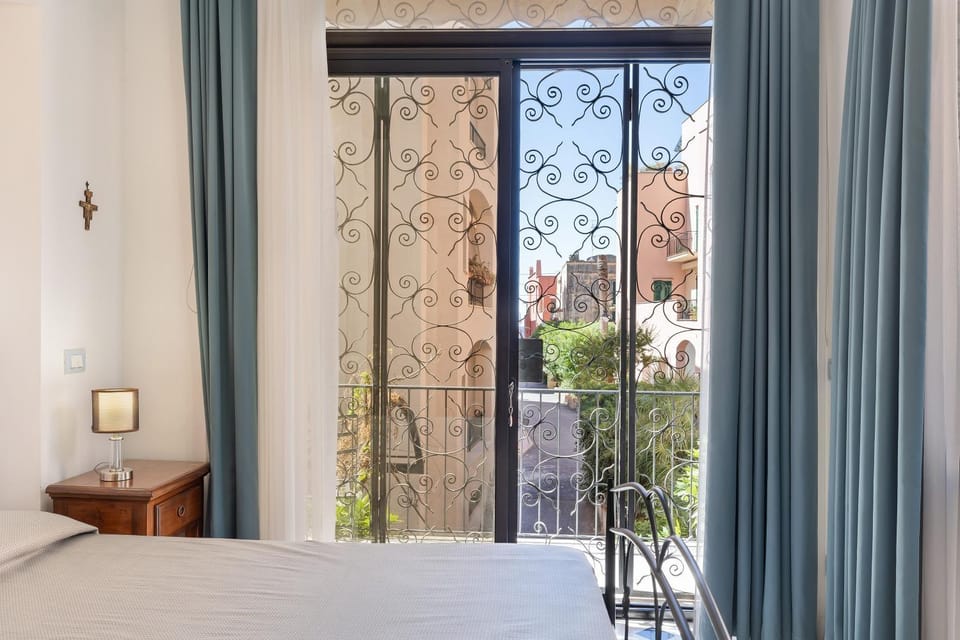 6 Mehari Apartment in Varigotti