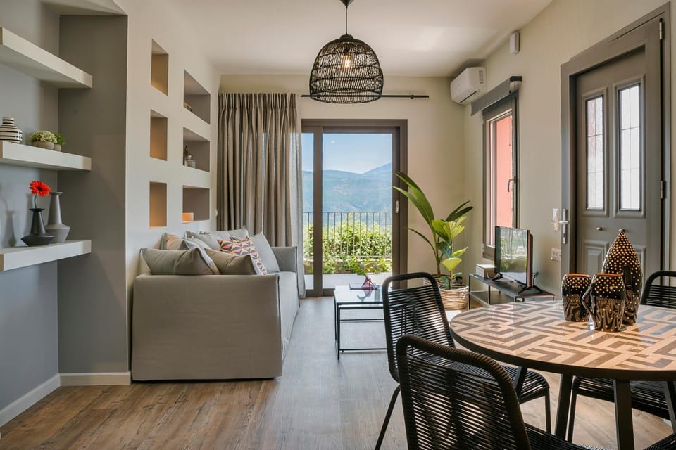Living room, Seating area, Dining area