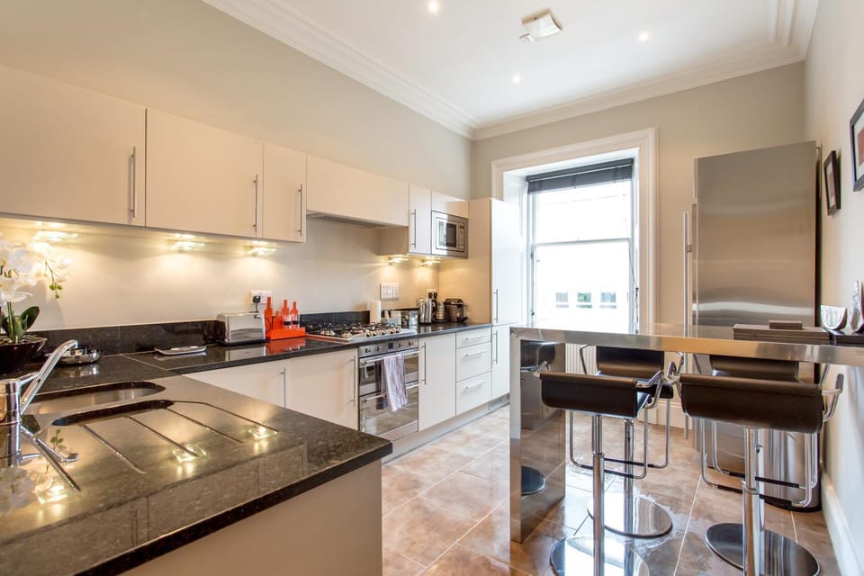 Kitchen or kitchenette, kitchen