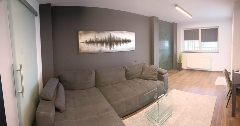 New Apartment Apartament modern recent construit Modern újépítésű társasházi lakrész Apartment in Romania
