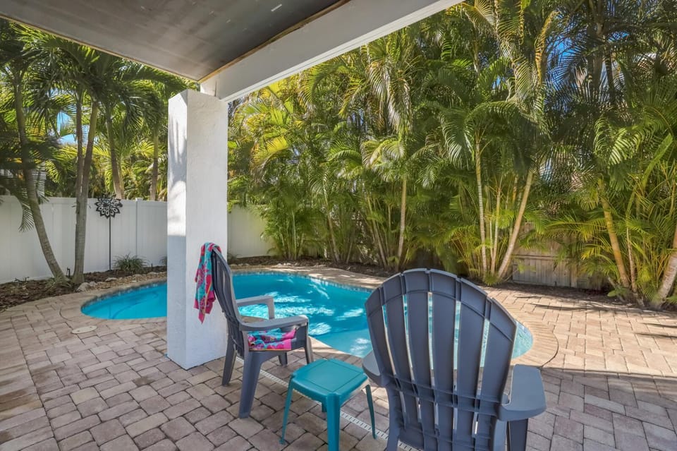 Island Hideaway East: 5 Minute Walk to Beach, Private Pool by Anna Maria Life Vacation Rentals House in Holmes Beach
