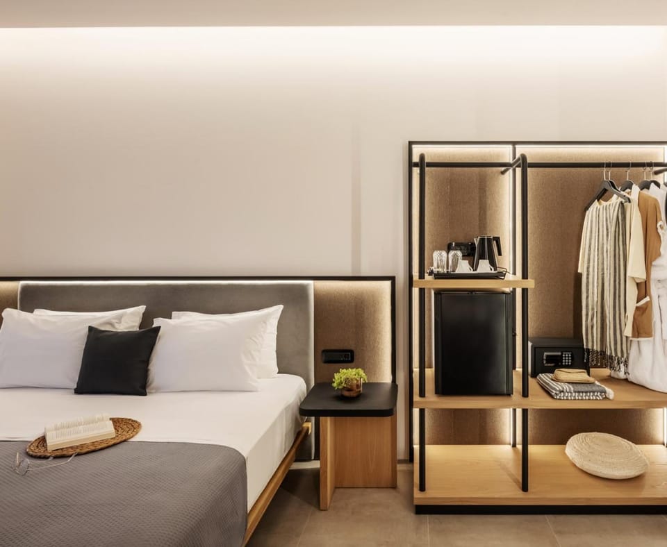 Chora Suites by Premium Key Apartment hotel in Skiathos