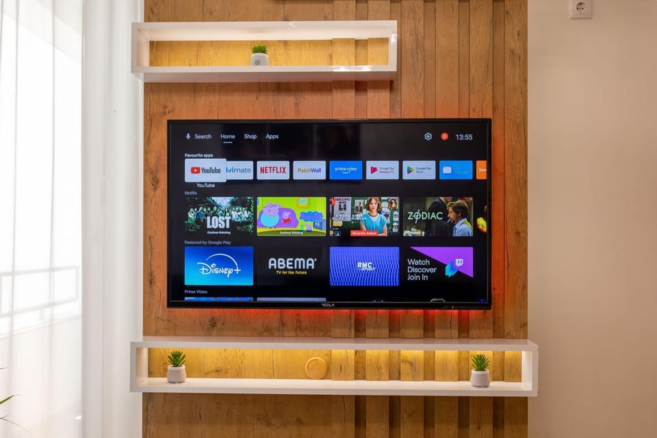 TV and multimedia, Evening entertainment