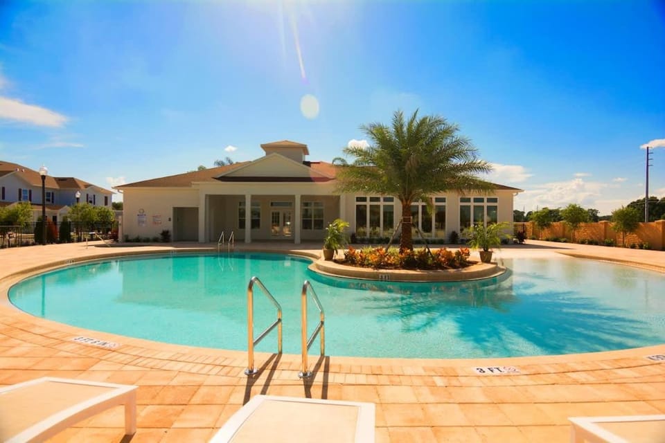 Cozy Decor 4BR at West Lucaya Resort WL8972 House in Four Corners