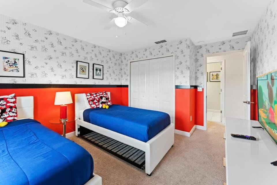 4 BR Bright Cozy at Storey Lake SL3113 House in Kissimmee