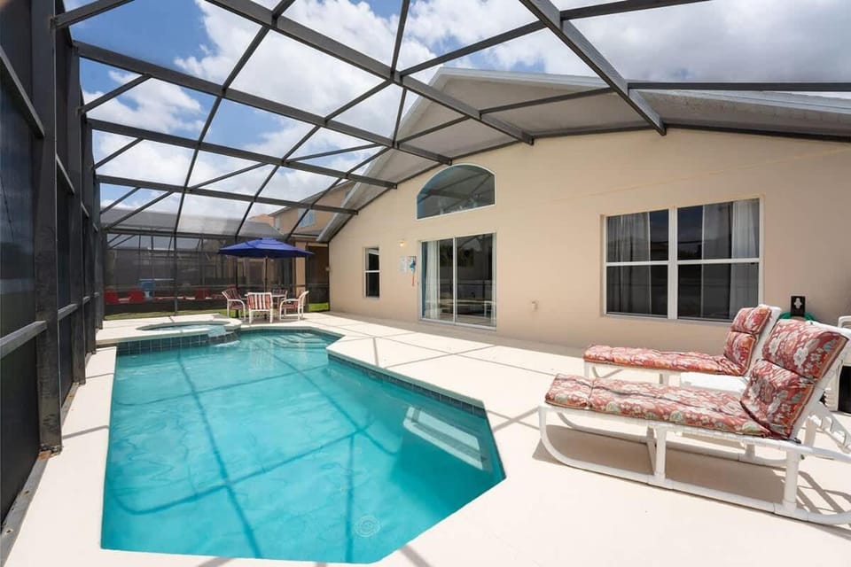 4 BR No carpet Just Remodeled Unit SR1205 House in Kissimmee