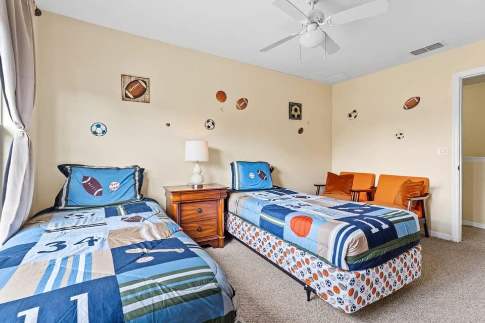 Relaxing 3BR Haven for 8 at Seven Dwarfs SD2610 House in Kissimmee