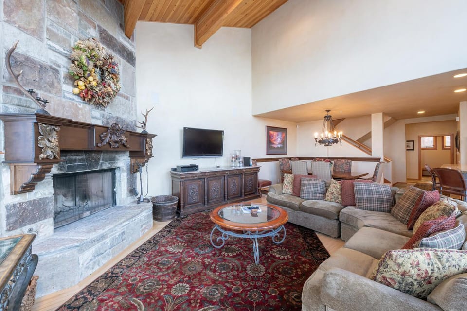 Double Eagle 3 Bedroom by Park City Vacations Apartment in Park City