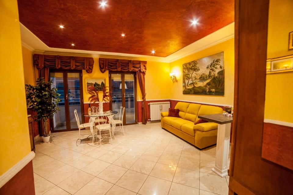 Living room, Seating area