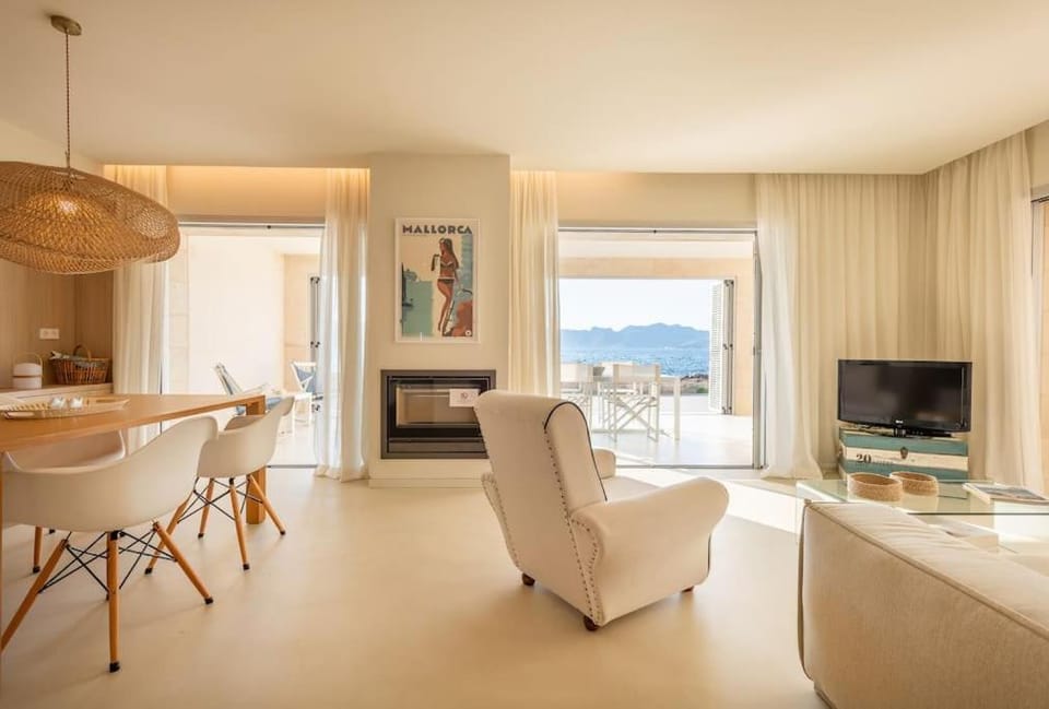 MOREMAR - Una Casa Especial Junto al Mar House in Raiguer