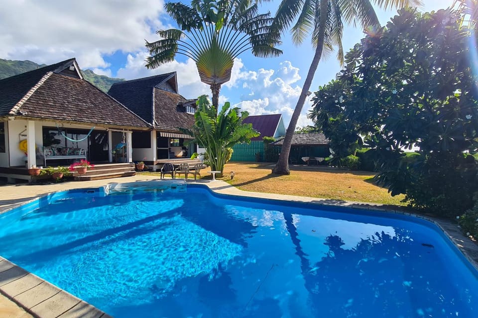 Property building, Pool view, Swimming pool