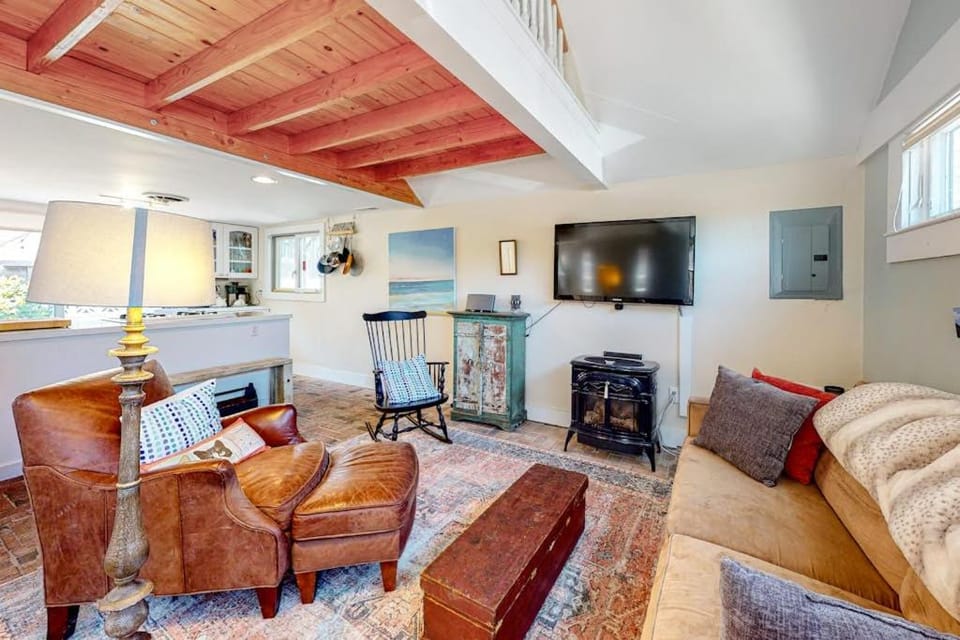 Toast of P-town House in Provincetown