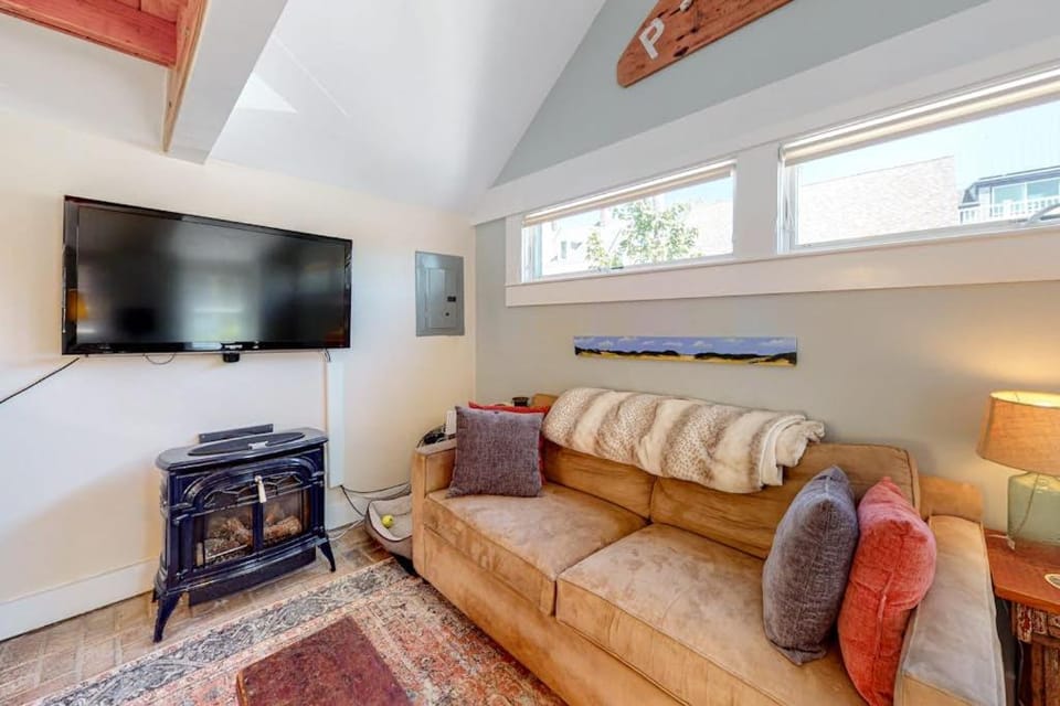 Toast of P-town House in Provincetown