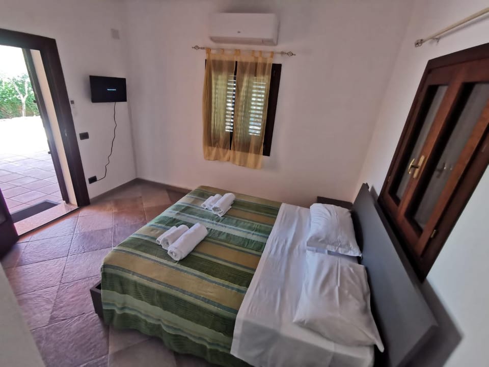 Eldivin Bed and Breakfast in San Teodoro