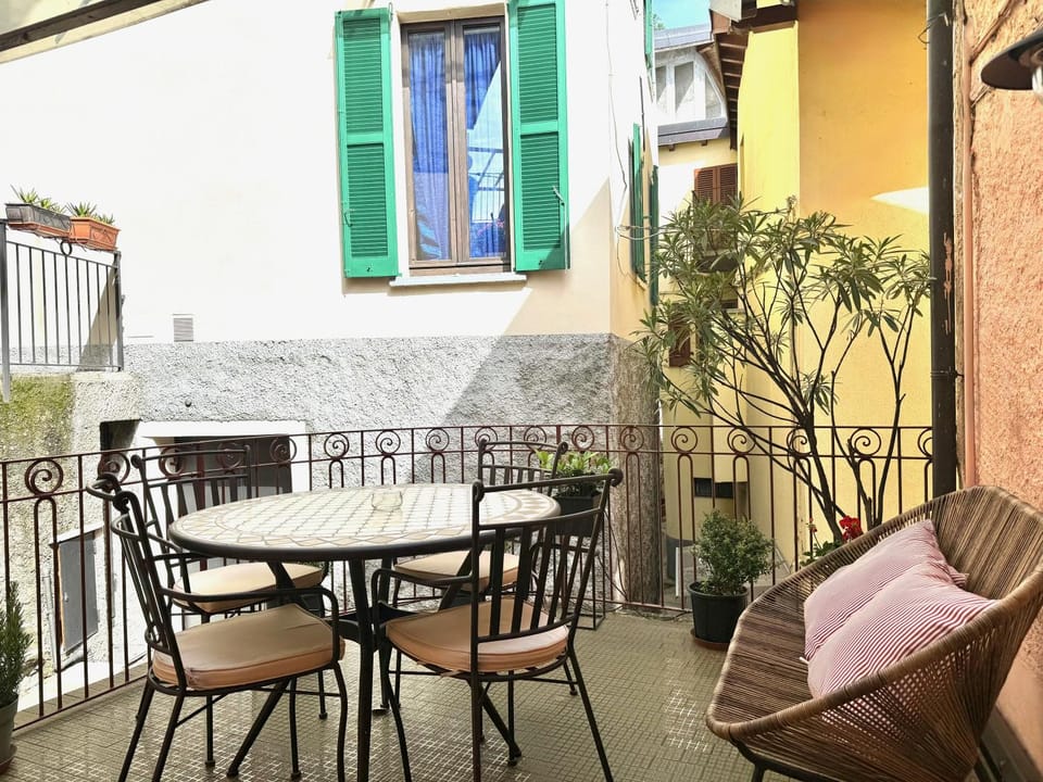 Balcony/Terrace, Balcony/Terrace