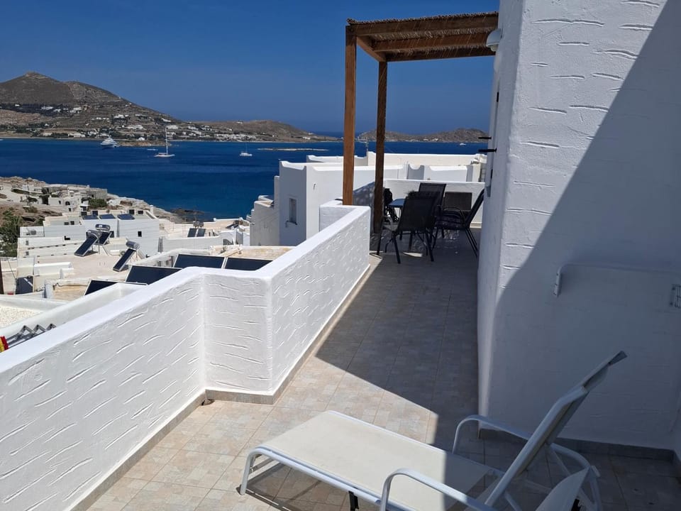 Property building, Day, Natural landscape, View (from property/room), Balcony/Terrace, Sea view