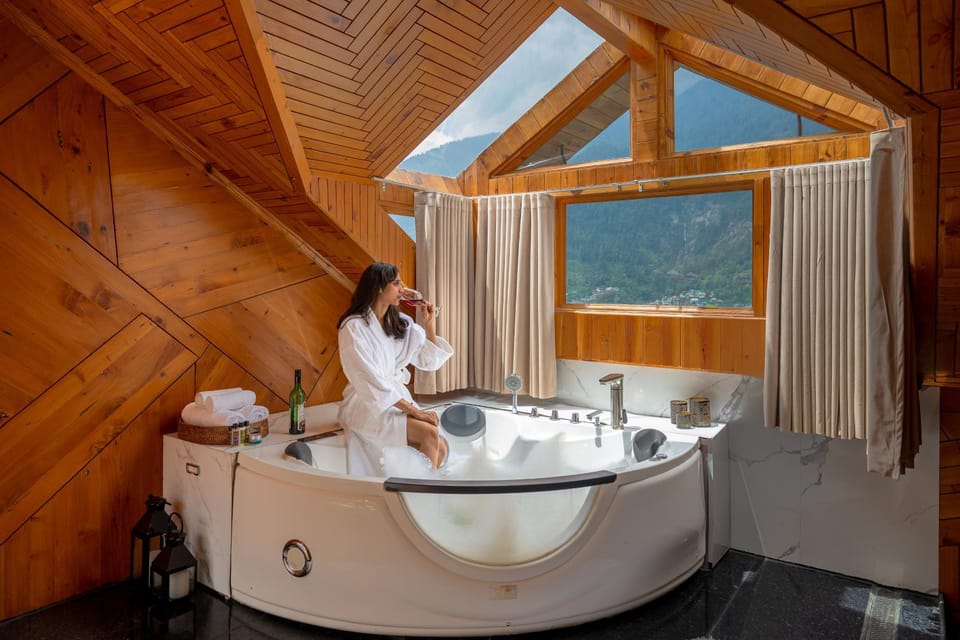 Hot Tub, Bath