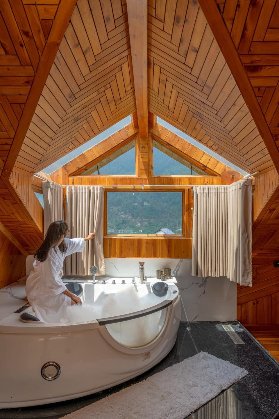 Hot Tub, Bath