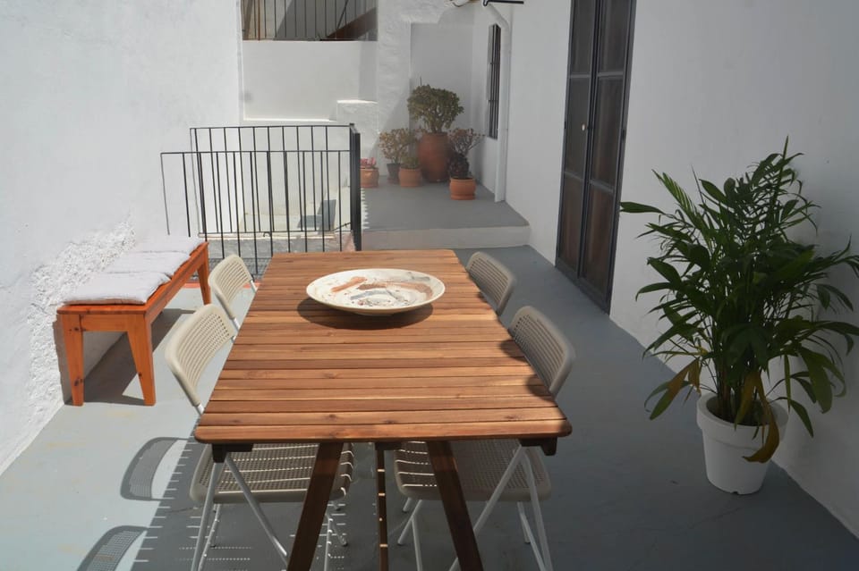 Encantadora casa con terraza a un minuto de la playa House in Marina Baixa