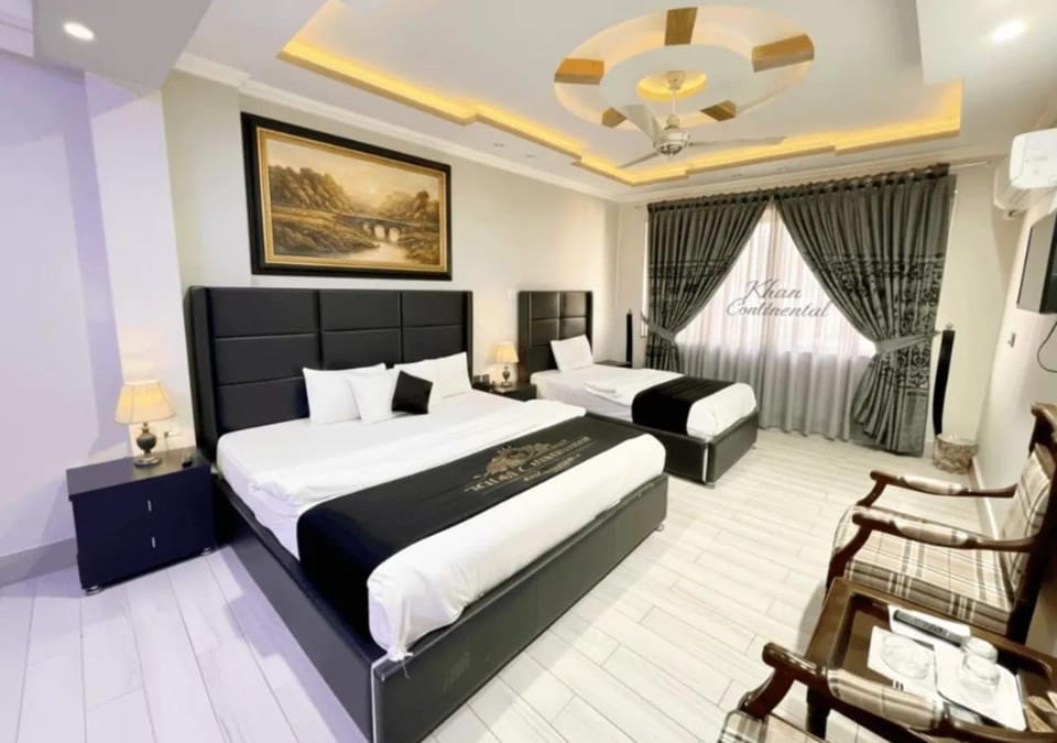 TV and multimedia, Living room, Photo of the whole room, Seating area, Bedroom