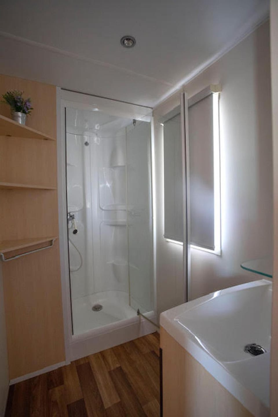 Shower, Neighbourhood, Bathroom