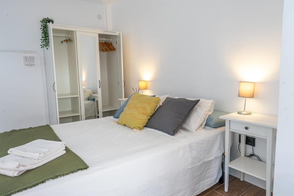Bed, Photo of the whole room, Bedroom, towels, wardrobe