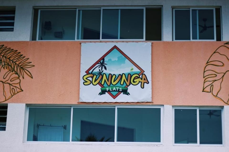 Chalés Sununga Flats a 1 minuto da praia Bed and Breakfast in State of São Paulo