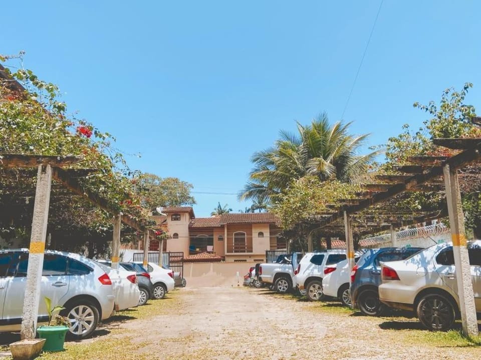 Chalés Sununga Flats a 1 minuto da praia Bed and Breakfast in State of São Paulo