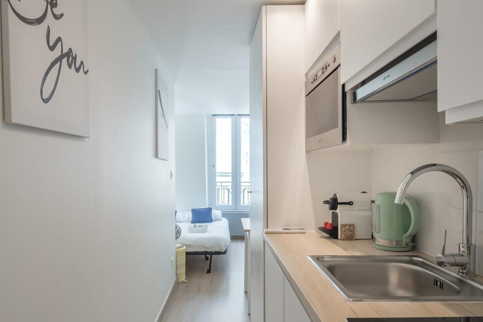 Lavie Maison Paris AC Retreat Apartment in Paris
