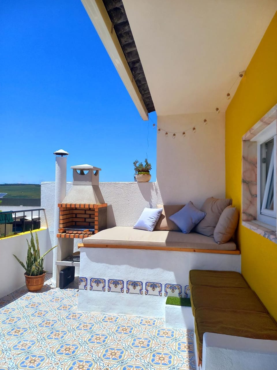 BBQ facilities, Garden view, Mountain view, Sunset