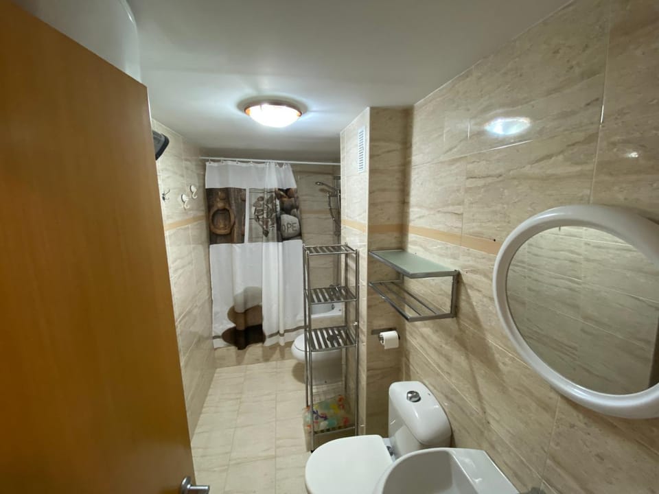 Bath, bidet
