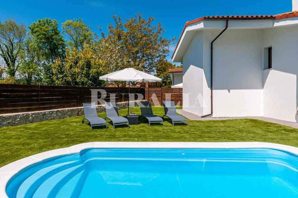 Villa Valdés-Un lugar idílico,cerca de la costa. Chalet in Asturias