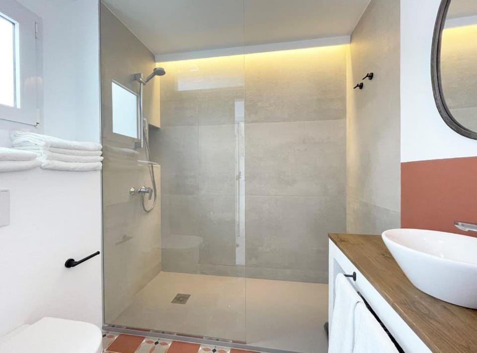 APARTAMENTOS LA PALMA FORNELLS Apartment in Fornells, Minorca