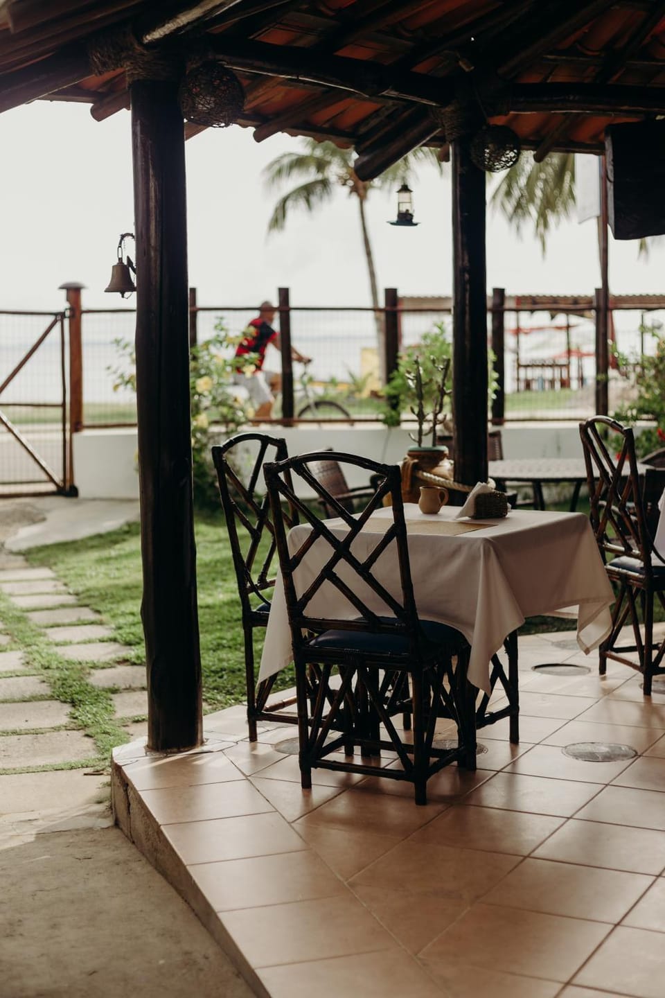 Patio, Seating area, Dining area, Internal: Not applicable to any particular room