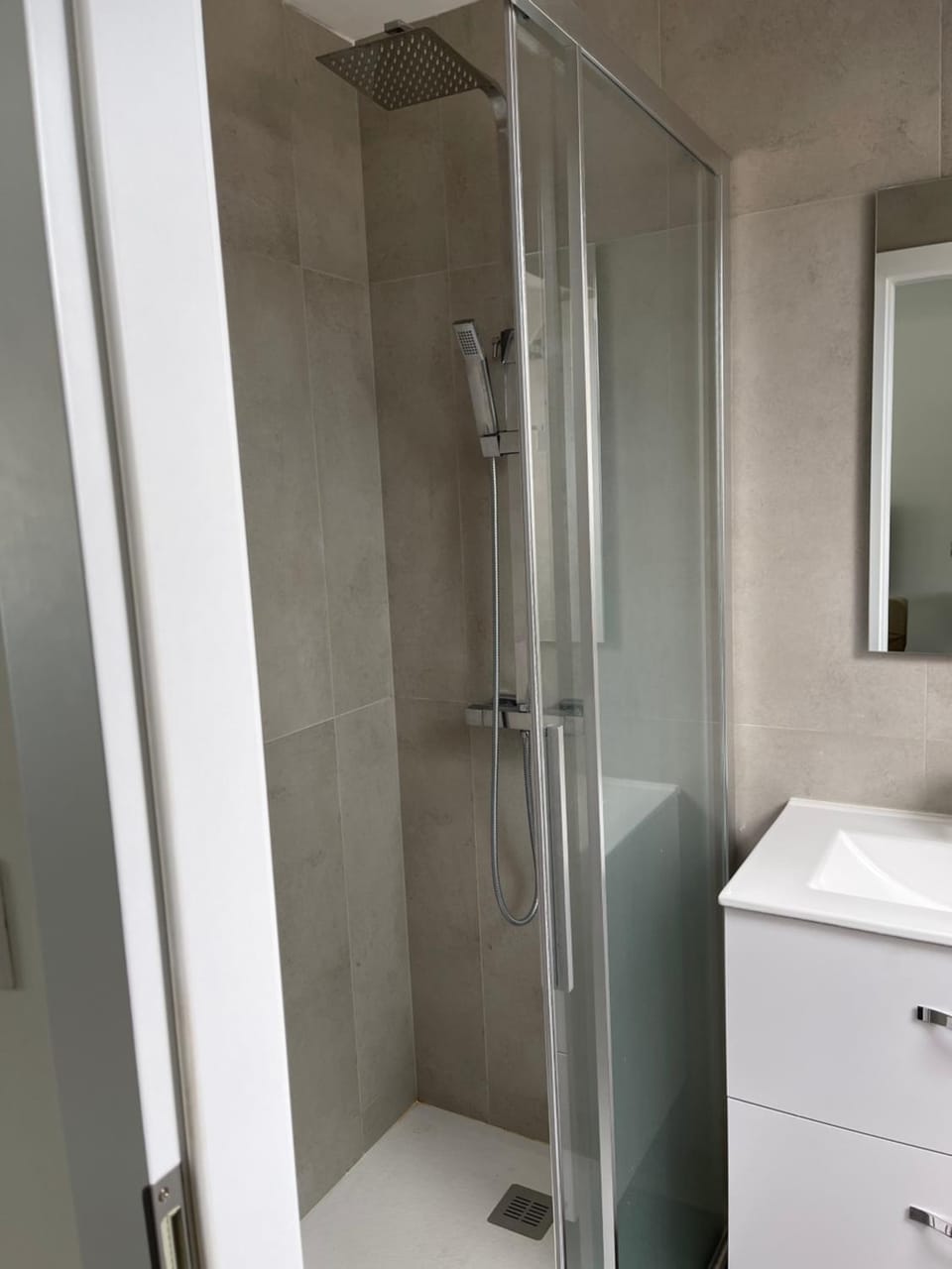 Le 33 le Haut Apartment in Switzerland