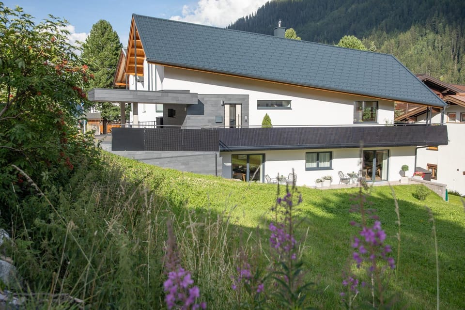 Property building, Natural landscape, Mountain view