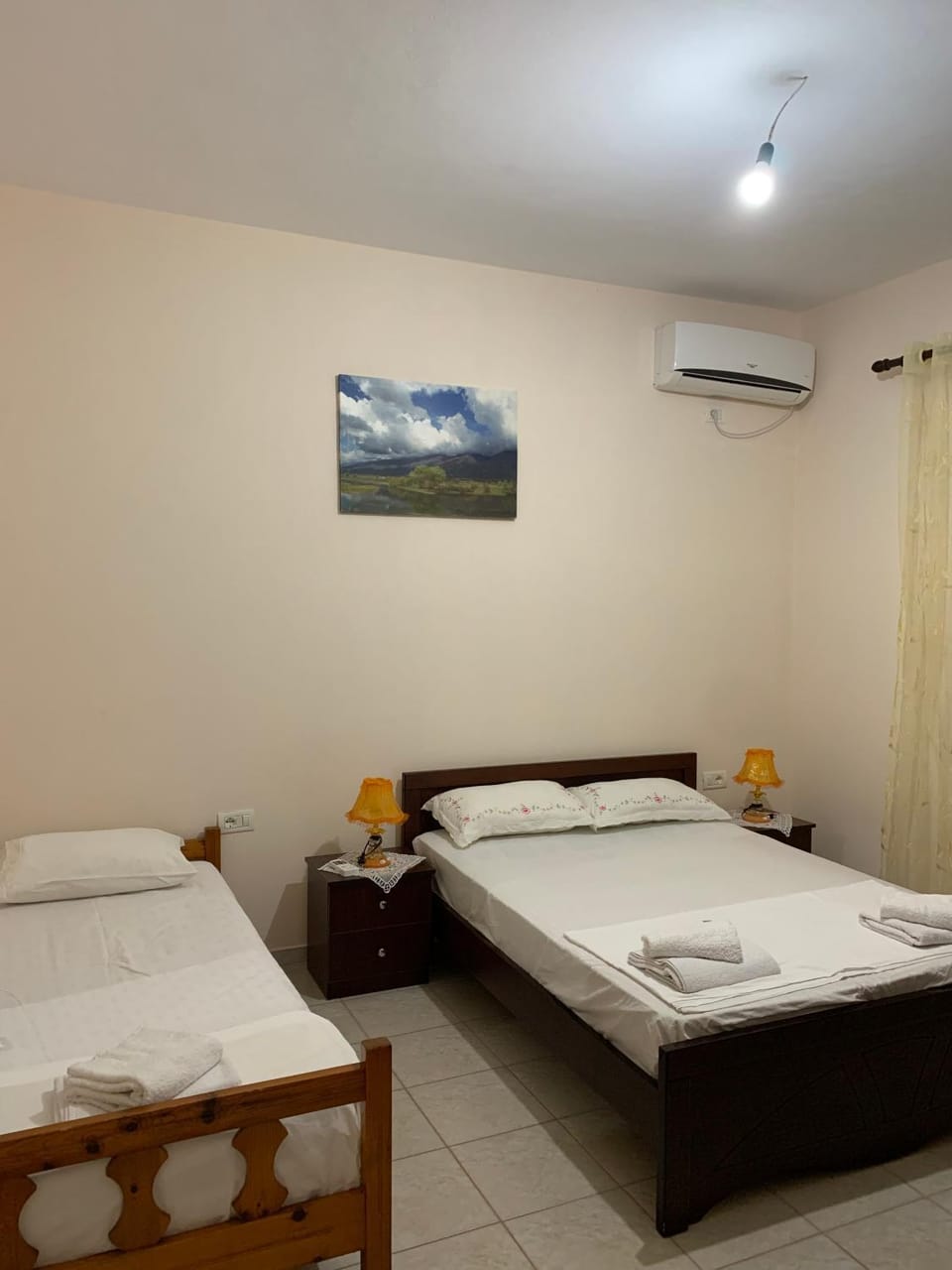 Bed, Photo of the whole room, Bedroom, towels, air conditioner