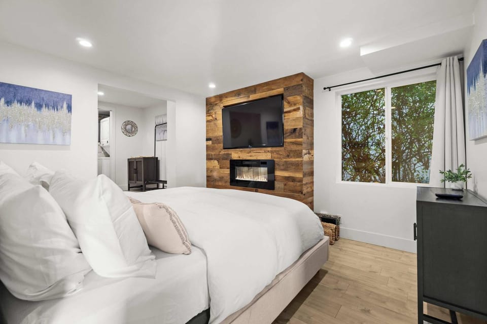 The California III House in Point Loma