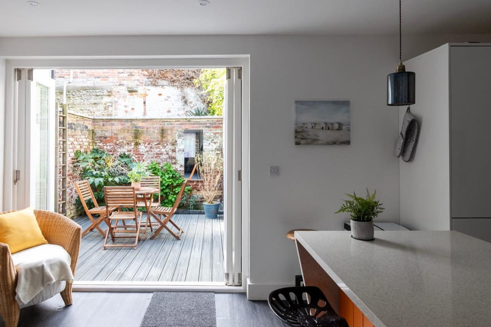 Patio, Seating area, Dining area